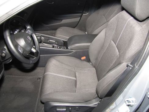 Certified 2025 Honda Accord Sport image 9