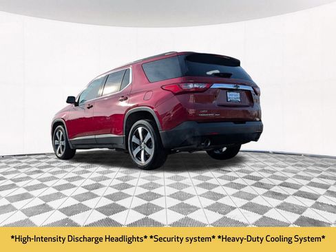 Certified 2021 Chevrolet Traverse LT w/ LT Premium Package image 15