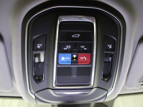 Used 2024 Jeep Grand Cherokee L Limited w/ Black Appearance Package image 23