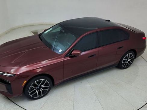 Used 2025 BMW 740i image 85