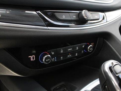 Used 2021 Buick Enclave Premium w/ Sun and Sites Package FWD image 18