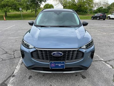 Used 2024 Ford Escape Active w/ Tech Pack #1 AWD/4WD image 3