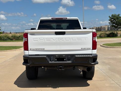 Used 2025 Chevrolet Silverado 2500 Custom w/ Custom Value Package AWD/4WD image 6