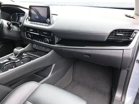 Used 2023 Nissan Rogue SL FWD image 35