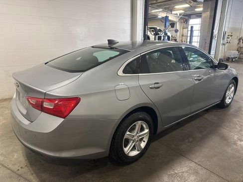 Used 2023 Chevrolet Malibu LS w/ Driver Confidence Package FWD image 4