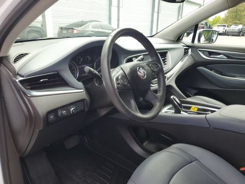Used 2021 Buick Enclave Essence FWD image 18