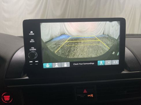 Certified 2023 Honda Pilot EX-L image 17