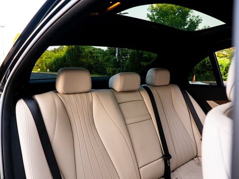 Used 2021 Mercedes-Benz E 350 Sedan image 36