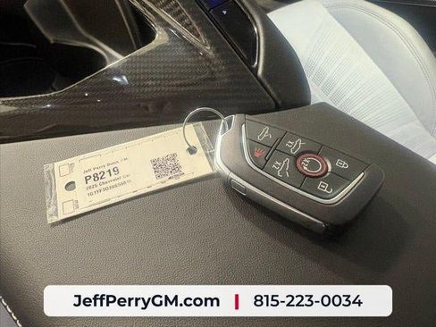 Used 2025 Chevrolet Corvette Z06 w/ Stealth Interior Trim Package RWD image 3