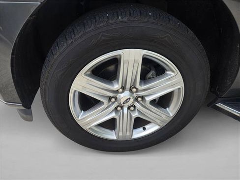 Used 2021 Ford Expedition XLT RWD image 22