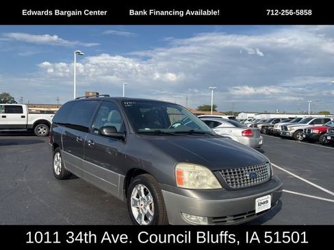 Used 2005 Ford Freestar Limited image 2