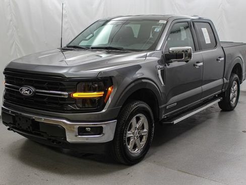 Used 2025 Ford F150 XLT w/ Equipment Group 302A MID AWD/4WD image 5
