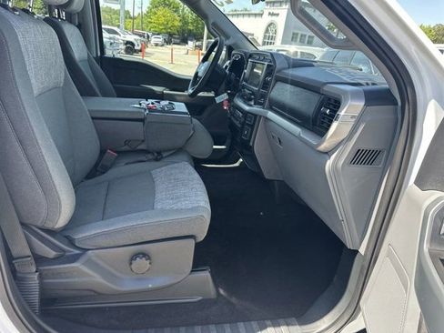 Used 2023 Ford F150 XLT w/ Trailer Tow Package image 19