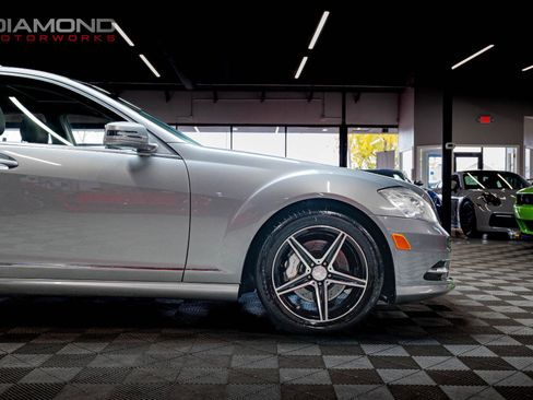 Used 2011 Mercedes-Benz S 550 image 27