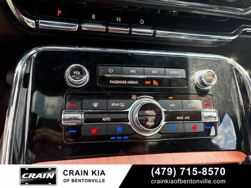 Used 2018 Lincoln Navigator L Reserve AWD/4WD image 18