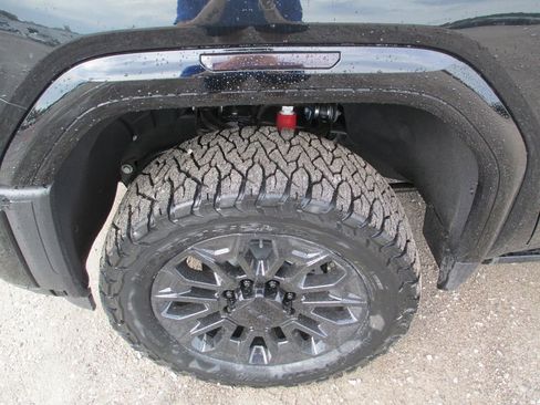 New 2026 GMC Sierra 3500 AT4 w/ AT4 Premium Plus Package AWD/4WD image 14