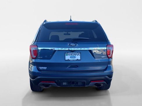 Used 2019 Ford Explorer XLT w/ Equipment Group 201A image 5