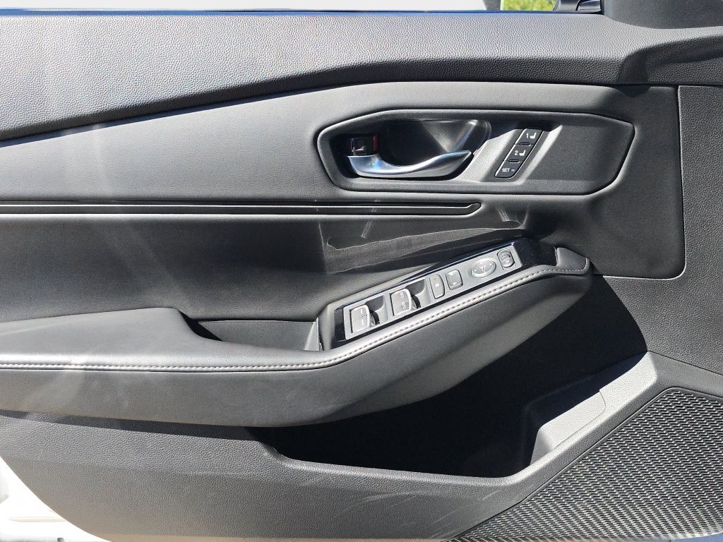 Used 2024 Honda Accord Touring image 21