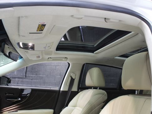 Used 2020 Lexus LS 500 w/ Luxury Package image 28