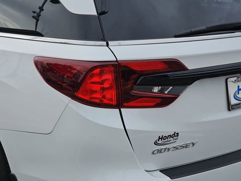 Certified 2024 Honda Odyssey Sport image 32