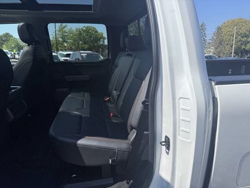 Used 2025 Ford F250 Lariat w/ Lariat Ultimate Package AWD/4WD image 9