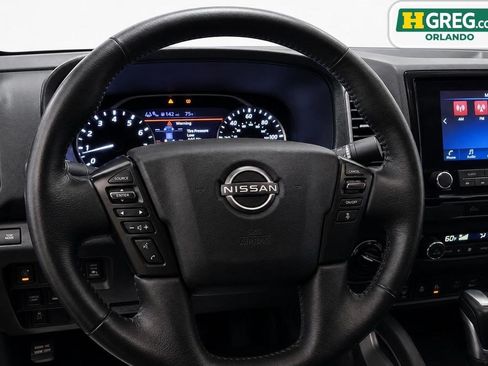 Used 2023 Nissan Frontier SV w/ SV Convenience Package AWD/4WD image 8