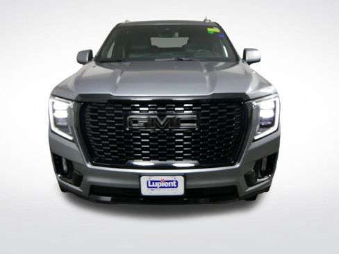 Used 2023 GMC Yukon Denali AWD/4WD image 10