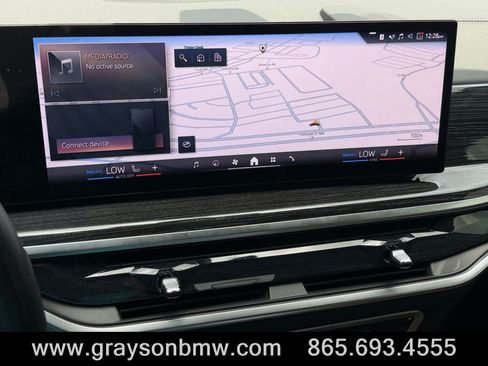 Used 2025 BMW X5 sDrive40i w/ M Sport Package RWD image 29