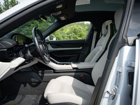 Used 2023 Porsche Taycan RWD image 24