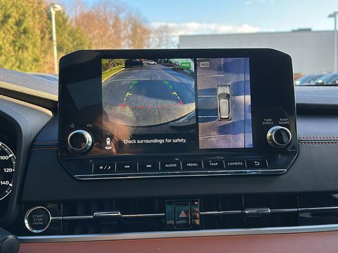 Used 2022 Mitsubishi Outlander SEL image 21