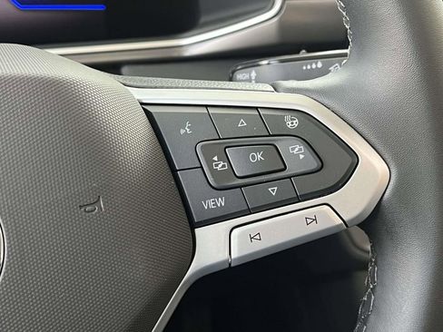 New 2025 Volkswagen Taos SE AWD/4WD image 20