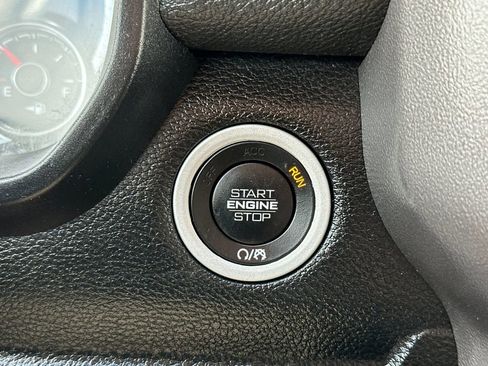 Used 2021 RAM 1500 Laramie AWD/4WD image 21