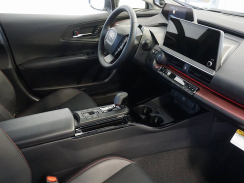 New 2026 Toyota Prius Plug-In Hybrid image 29