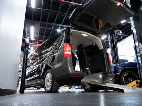 New 2023 Mercedes-Benz Metris Passenger image 8