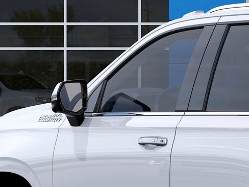 New 2026 Chevrolet Tahoe High Country AWD/4WD image 12