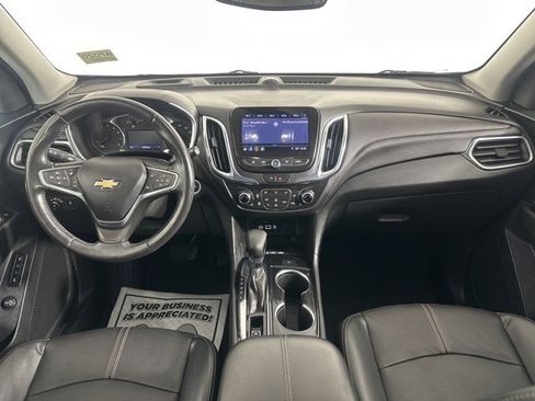 Used 2022 Chevrolet Equinox Premier image 17