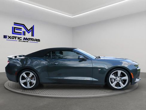 Used 2017 Chevrolet Camaro SS image 10