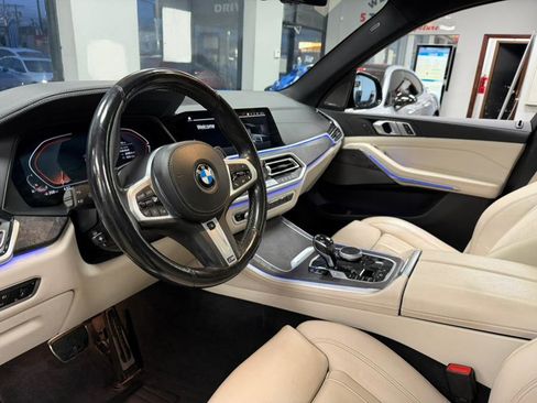 Used 2021 BMW X5 xDrive40i w/ M Sport Package image 42