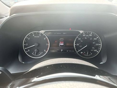 Used 2023 Nissan Rogue SV AWD/4WD image 17
