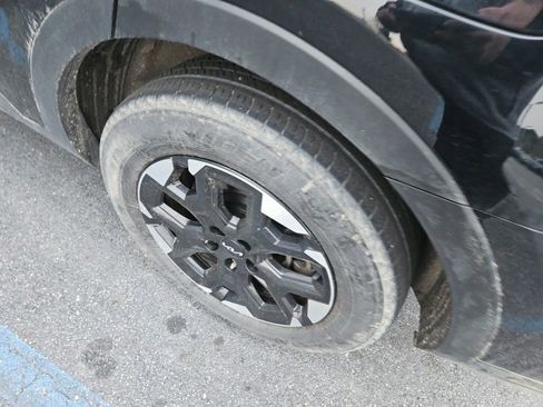 Certified 2024 Kia Sorento S image 9