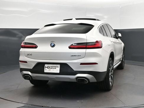Used 2022 BMW X4 xDrive30i w/ Premium Package AWD/4WD image 7
