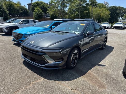 Used 2025 Hyundai Sonata SEL FWD image 1