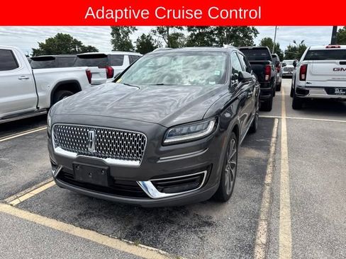 Used 2019 Lincoln Nautilus Reserve w/ Driver Assistance Package AWD/4WD image 2