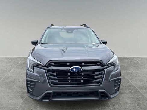 Certified 2025 Subaru Ascent Bronze Edition w/ Onyx Package AWD/4WD image 8