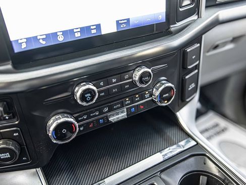 Used 2022 Ford F150 Limited image 31