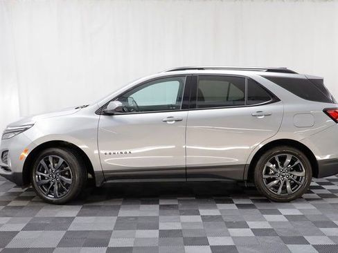 Used 2023 Chevrolet Equinox RS image 5