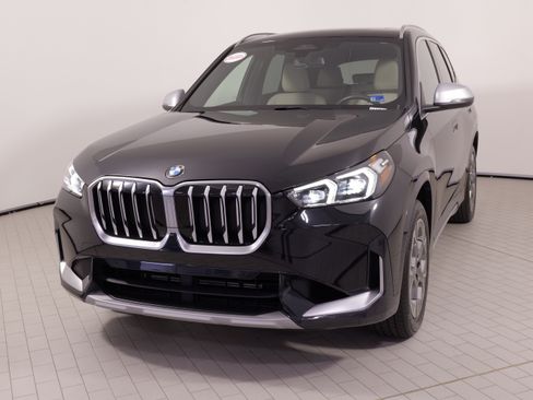 Used 2024 BMW X1 xDrive28i w/ Convenience Package AWD/4WD image 5