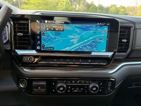 Used 2025 Chevrolet Silverado 1500 LT image 20