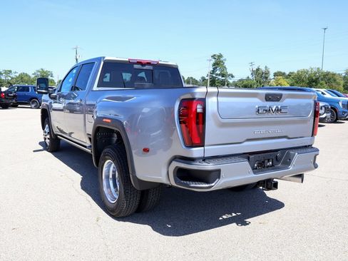 New 2026 GMC Sierra 3500 Denali Ultimate AWD/4WD image 33