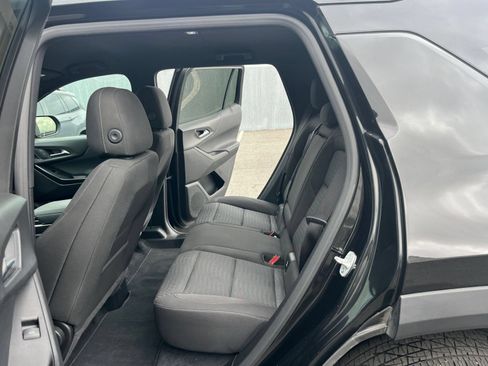 Used 2025 Chevrolet Equinox LT FWD image 25